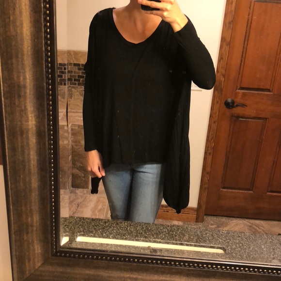 NEW Long Sleeve Black Winged Top - Picture 2 of 3